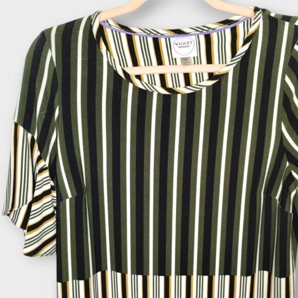 Violet Weekend Womens Dress Sz Medium Navy Knit Stripes Color‎ Block Classicore - Picture 4 of 10